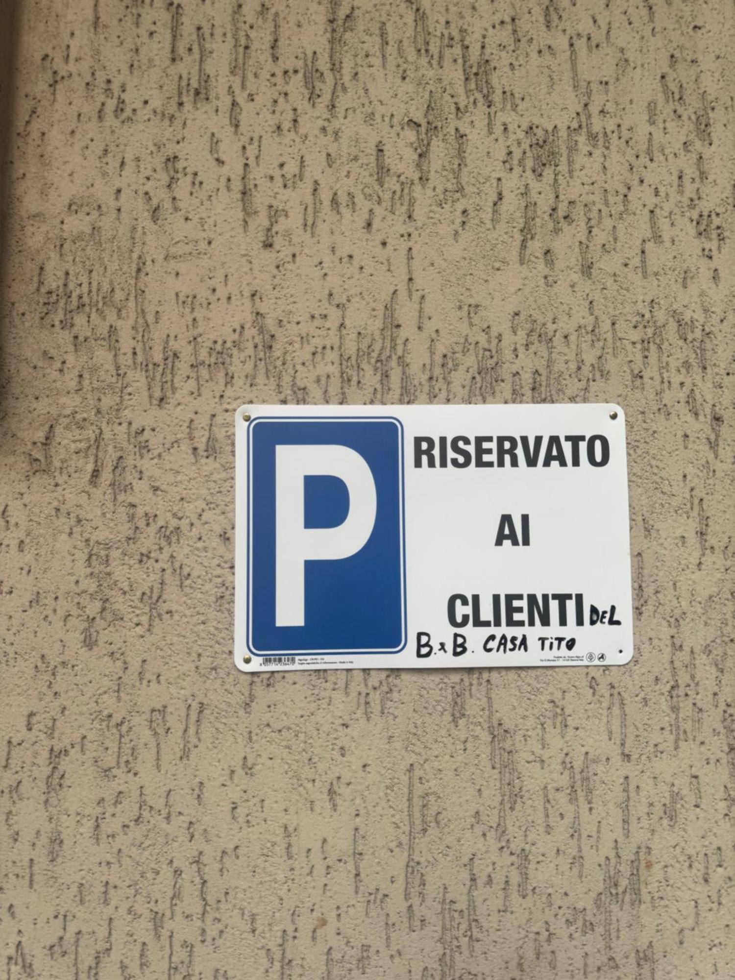 Casa Tito - Accogliente Monolocale A Due Passi Dalla Stazione Cesano Maderno Extérieur photo